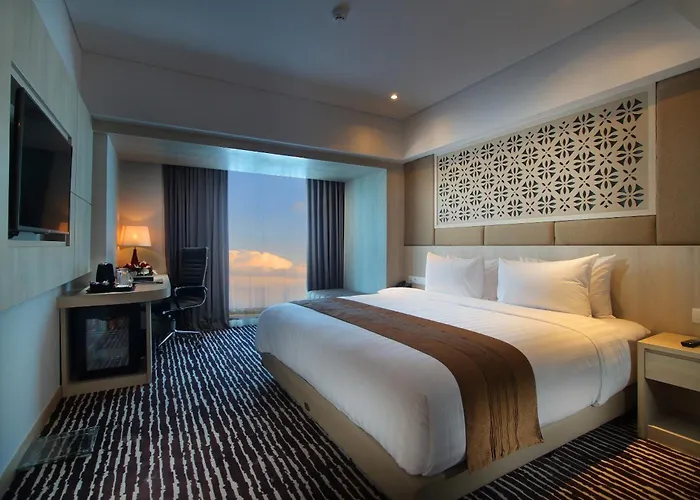 H Sovereign Bali 酒店