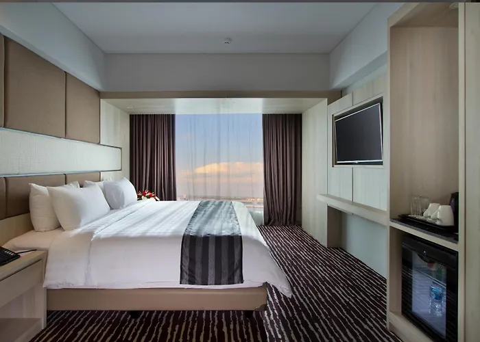 H Sovereign Bali 4*