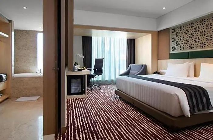 H Sovereign Bali 酒店 4*